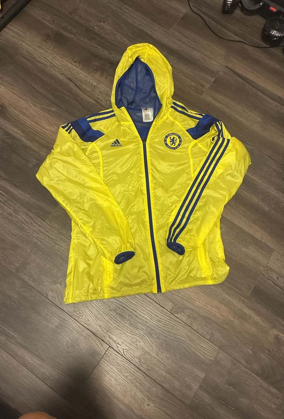 Adidas Vintage Chelsea FC Anthem Hooded Nylon Rain Jacket Yellow